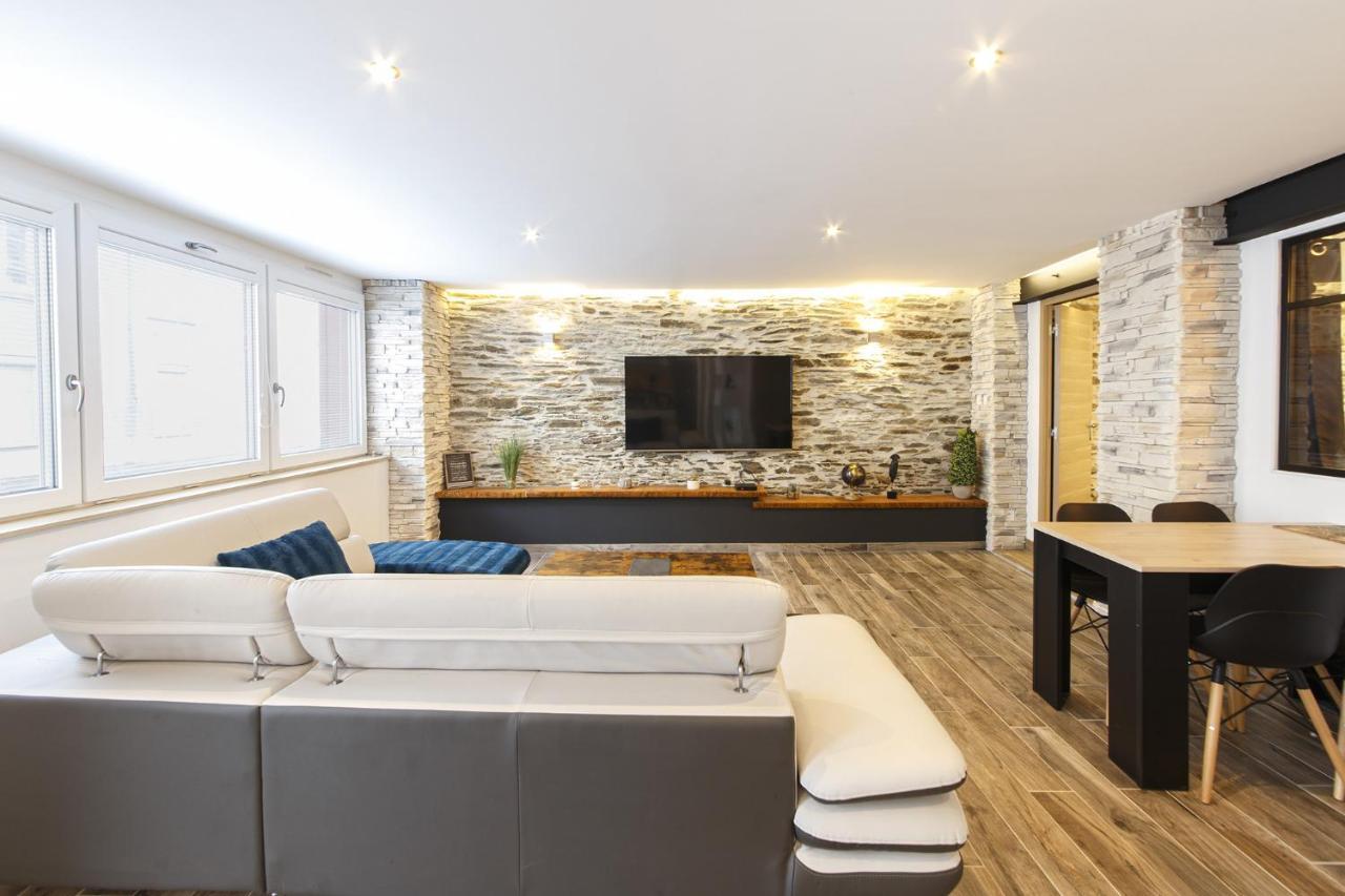 Appartement Luxueux Au Coeur De La Doutre Angers Dış mekan fotoğraf